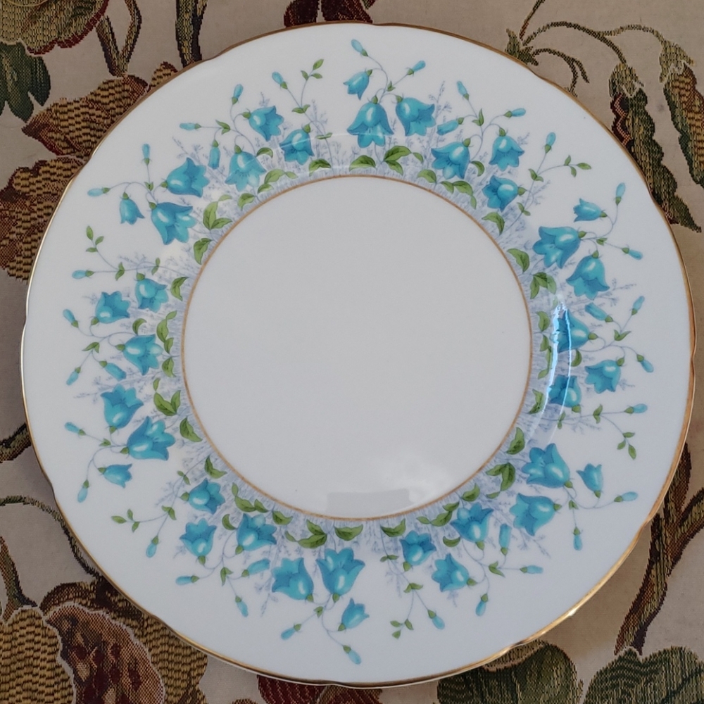 5pieces Coalport harebell dinner plates